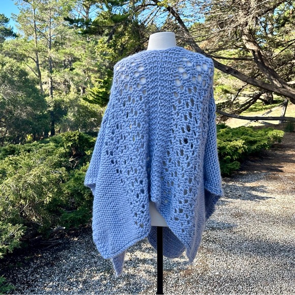 Handmade Knit Shawl - Picture 8 of 9